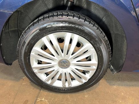 Used 2015 Volkswagen Passat 1.8T S image 80