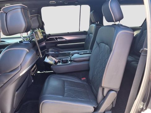 Used 2023 Jeep Grand Wagoneer L Series III w/ Rear Seat Video Group 1 AWD/4WD image 24