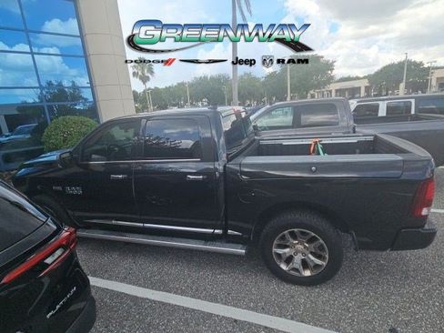 Used 2017 RAM 1500 Limited RWD image 7