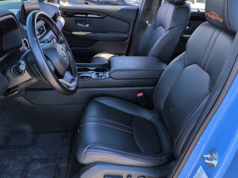 Used 2024 Honda Pilot TrailSport image 17