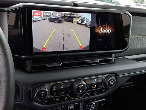 New 2025 Jeep Wrangler Unlimited Rubicon 392 image 14