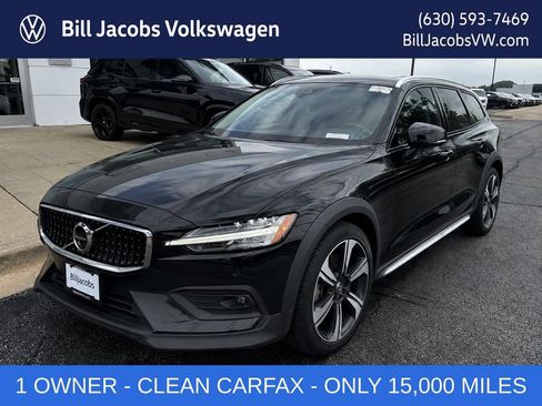 Used 2024 Volvo V60 B5 Cross Country Ultimate w/ Protection Package Premier AWD/4WD image 1