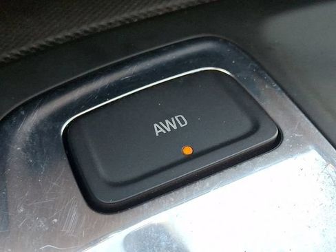 Used 2023 Chevrolet Equinox LS w/ Driver Confidence II Package AWD/4WD image 23