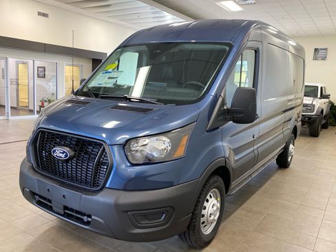 New 2026 Ford Transit 250 148 Medium Roof Extended AWD w/ Load Area Protection Package image 4