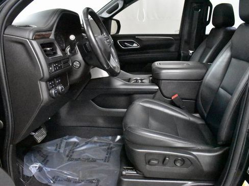 Certified 2021 Chevrolet Tahoe Z71 w/ Luxury Package image 12