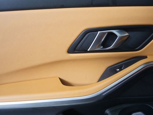 Certified 2025 BMW 330i xDrive Sedan image 13