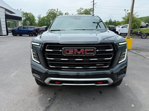New 2026 GMC Yukon AT4 Ultimate w/ LPO, Floor Liner Package AWD/4WD image 8