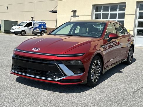 New 2026 Hyundai Sonata SEL FWD image 3