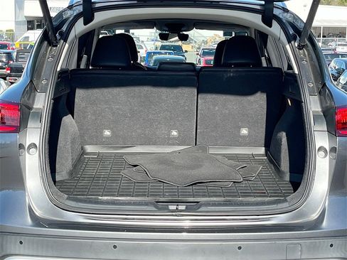 Used 2023 INFINITI QX50 Luxe image 26