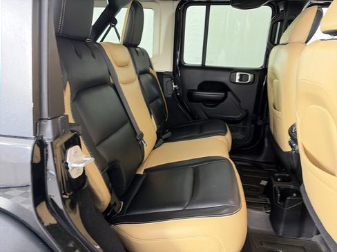 Used 2019 Jeep Wrangler Unlimited Sport S AWD/4WD image 30