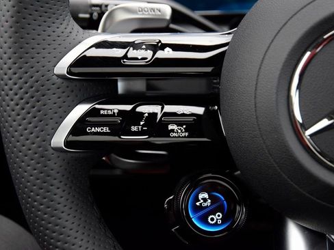 New 2026 Mercedes-Benz GLC 43 AMG 4MATIC image 24