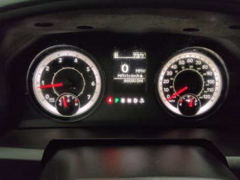 Used 2017 RAM 1500 Express RWD image 23