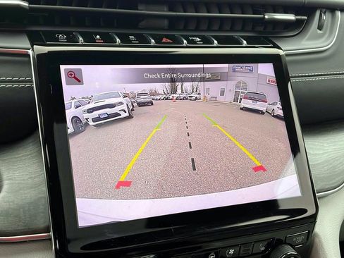 Certified 2023 Jeep Grand Cherokee L Overland w/ Luxury Tech Group IV AWD/4WD image 31