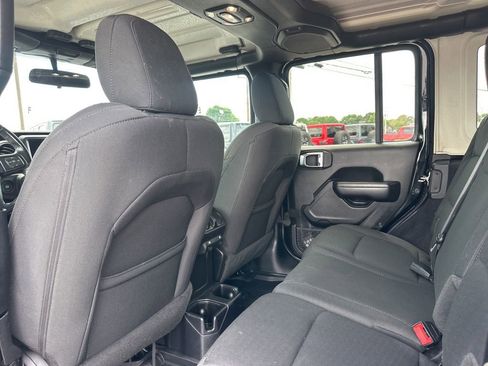 Used 2020 Jeep Wrangler Unlimited Sport AWD/4WD image 17