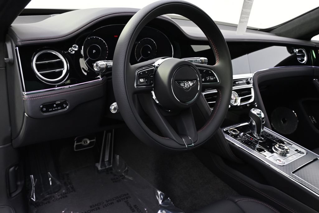 Used 2025 Bentley Flying Spur Plug-In Hybrid AWD/4WD image 11