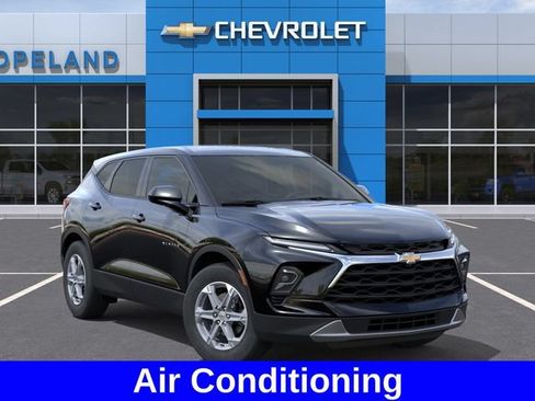 New 2026 Chevrolet Blazer LT AWD/4WD image 8