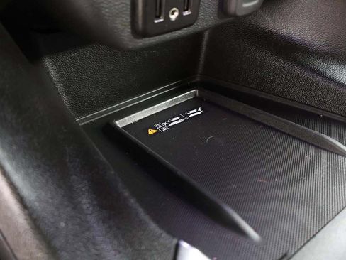 Used 2023 Chevrolet Traverse LT w/ LPO, Floor Liner Package AWD/4WD image 53