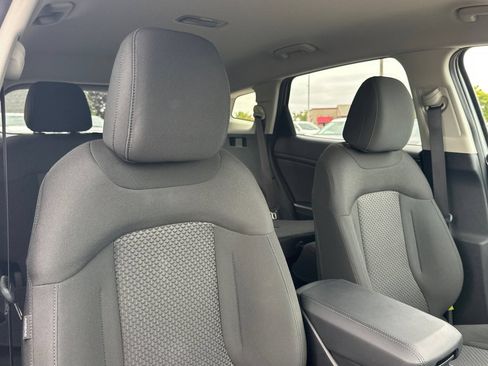 Certified 2025 Kia Sportage LX AWD/4WD image 17