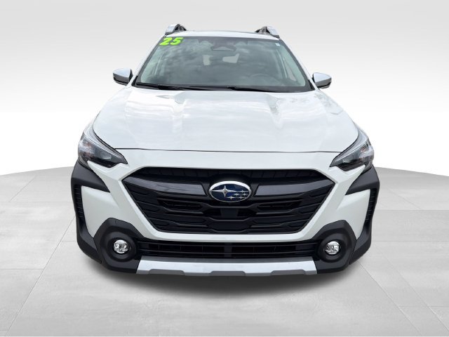 Certified 2025 Subaru Outback Touring AWD/4WD image 2