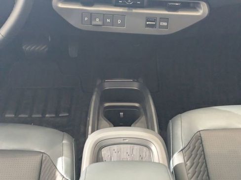 New 2026 Nissan Leaf Platinum+ w/ Cargo Package (Platinum+) image 17