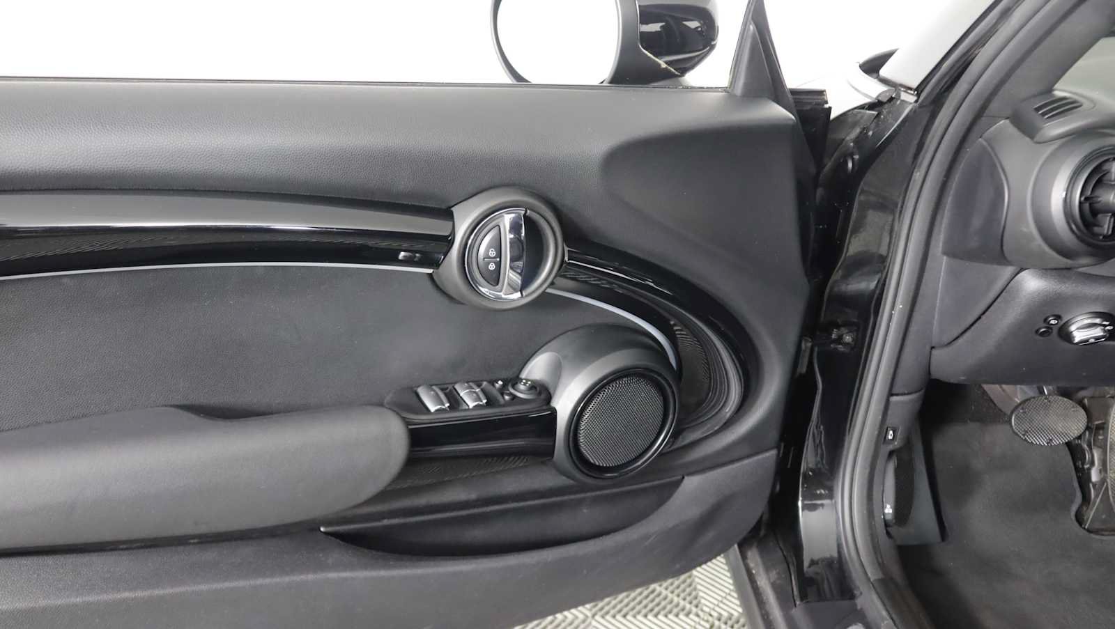 Used 2023 MINI Cooper Convertible FWD image 14