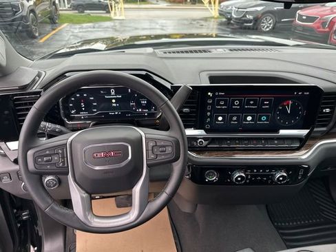 Used 2023 GMC Sierra 1500 Elevation image 13