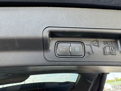 Used 2024 Ford Explorer XLT w/ Equipment Group 202A AWD/4WD image 25