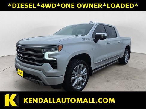 Used 2023 Chevrolet Silverado 1500 High Country w/ High Country Premium Package AWD/4WD image 1