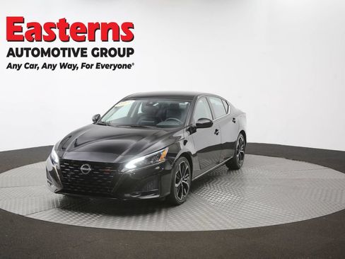 Used 2024 Nissan Altima 2.5 SR FWD image 54