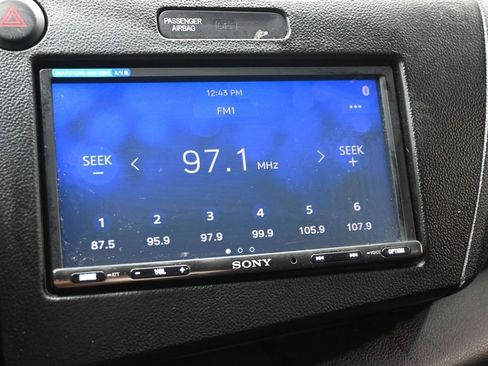Used 2015 Honda CR-Z EX image 23