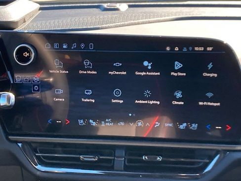 New 2026 Chevrolet Equinox EV RS w/ Convenience Package II FWD image 11