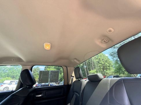 Used 2019 RAM 2500 Tradesman RWD image 31