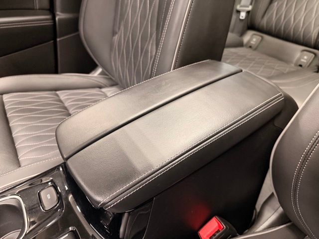 Used 2023 Buick Envision Avenir AWD/4WD image 35