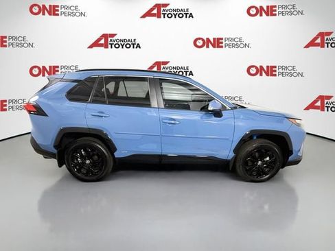 Certified 2025 Toyota RAV4 SE AWD/4WD image 9