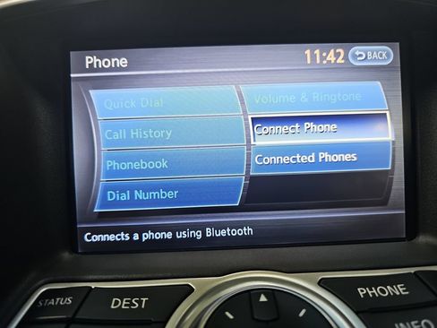 Used 2014 INFINITI Q60 Convertible w/ Premium Package RWD image 23