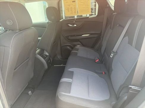 Used 2025 Chevrolet Blazer LT FWD image 14