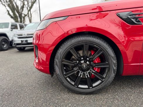 Used 2020 Land Rover Range Rover Sport HST image 29