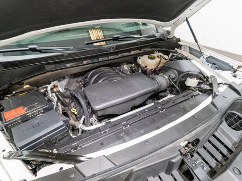 Used 2023 GMC Yukon AT4 w/ Technology Package image 36