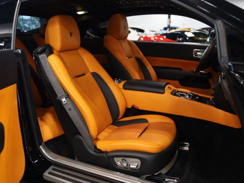 Used 2021 Rolls-Royce Wraith w/ Rolls-Royce Signature Package RWD image 43