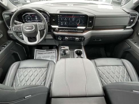 Used 2024 GMC Sierra 1500 Elevation w/ X31 Off-Road Package image 12