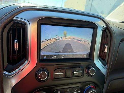 Used 2020 Chevrolet Silverado 2500 LTZ image 28