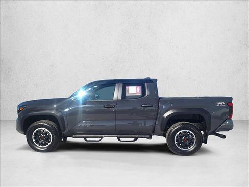 Certified 2024 Toyota Tacoma TRD Off-Road image 8