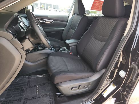 Certified 2018 Nissan Rogue SV w/ Premium Package FWD image 13