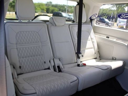 Used 2024 Lincoln Navigator Black Label AWD/4WD image 13