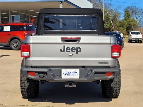 Used 2020 Jeep Gladiator Sport w/ Quick Order Package 24S image 5