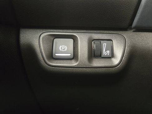 Certified 2023 GMC Acadia SLT AWD/4WD image 26
