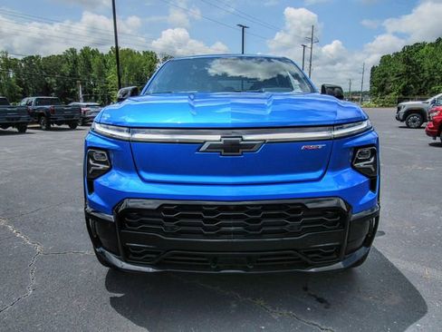 Used 2025 Chevrolet Silverado EV RST image 2