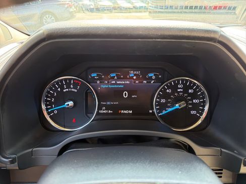 Used 2019 Ford Expedition Platinum RWD image 31