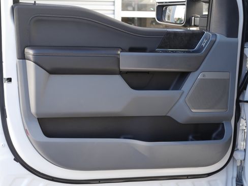 Certified 2024 Ford F250 XLT w/ XLT Premium Package image 38