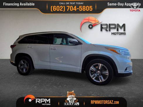 Used 2014 Toyota Highlander Limited Platinum FWD image 27